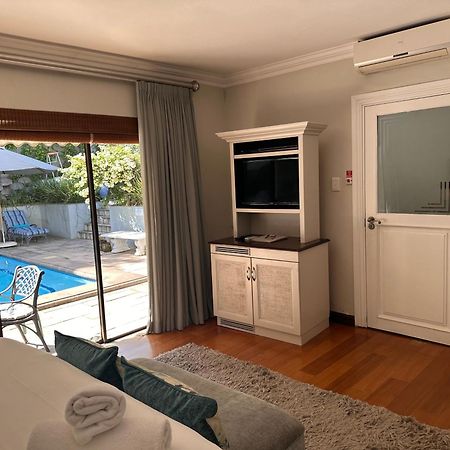 The Hamptons Guest House Durban Exterior photo
